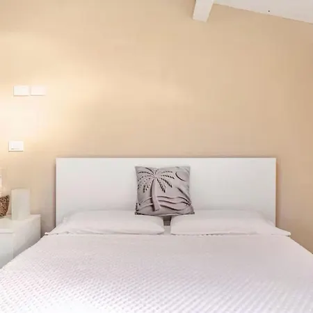 Apartman Nais Old Town Charme *