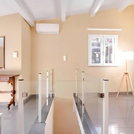 Nais Old Town Charme Apartman